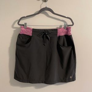 Tuff Athletics Ladies Skort size L